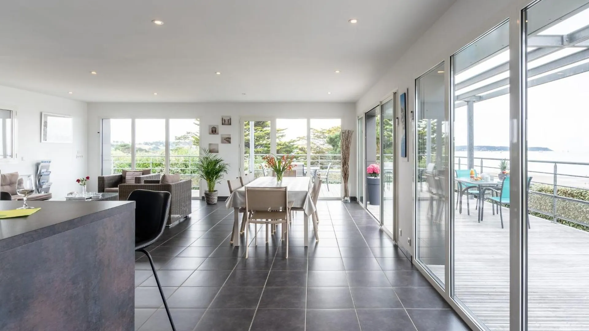 Holiday Home Gwel Ar Mor By Interhome Plonévez-Porzay