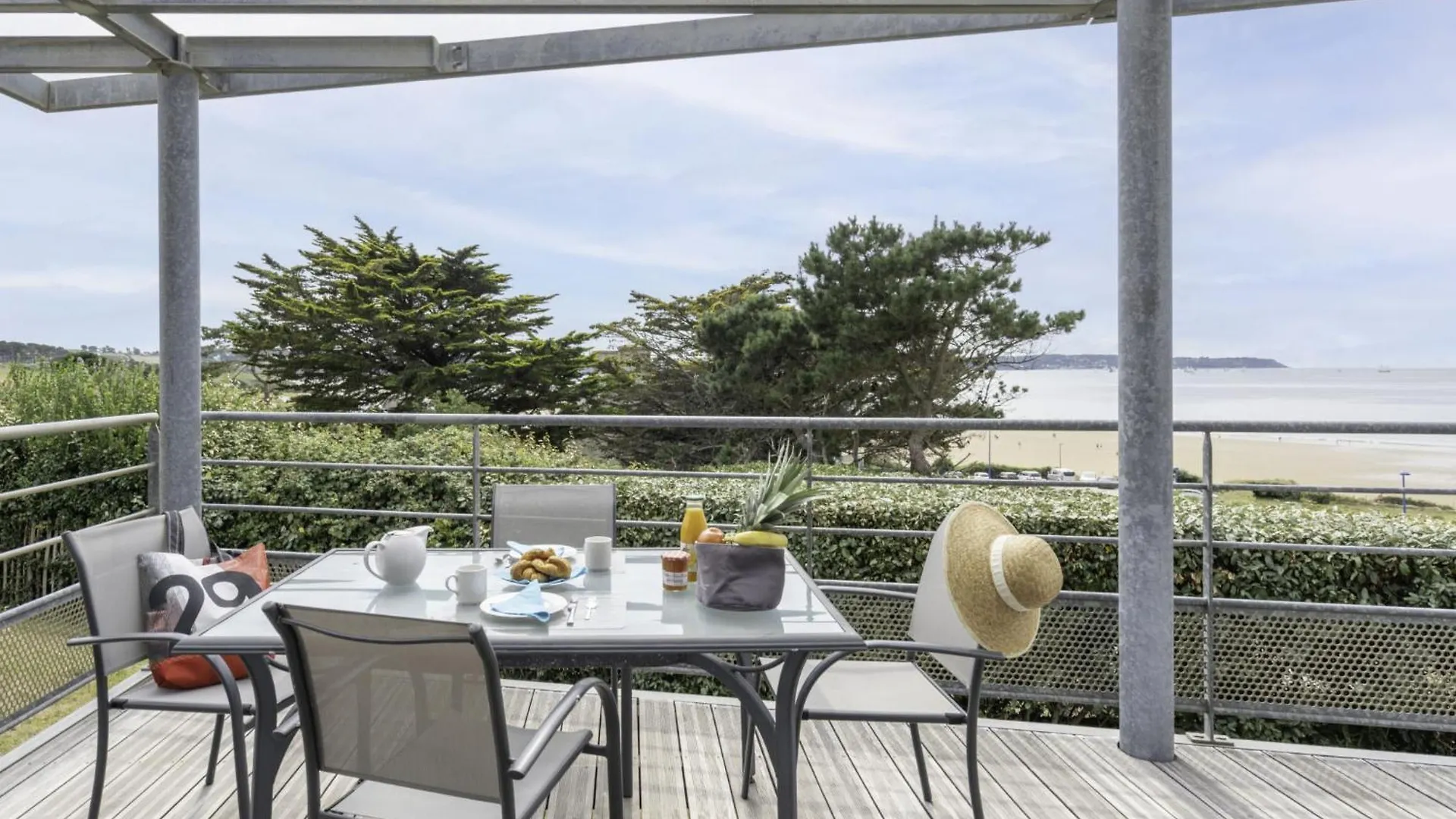 Holiday Home Gwel Ar Mor By Interhome Plonévez-Porzay
